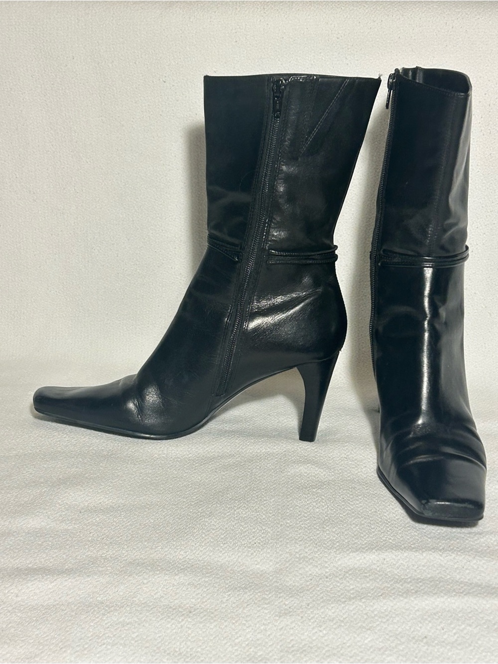 Black Leather Mid-Calf Pointed-Toe Heel Boots